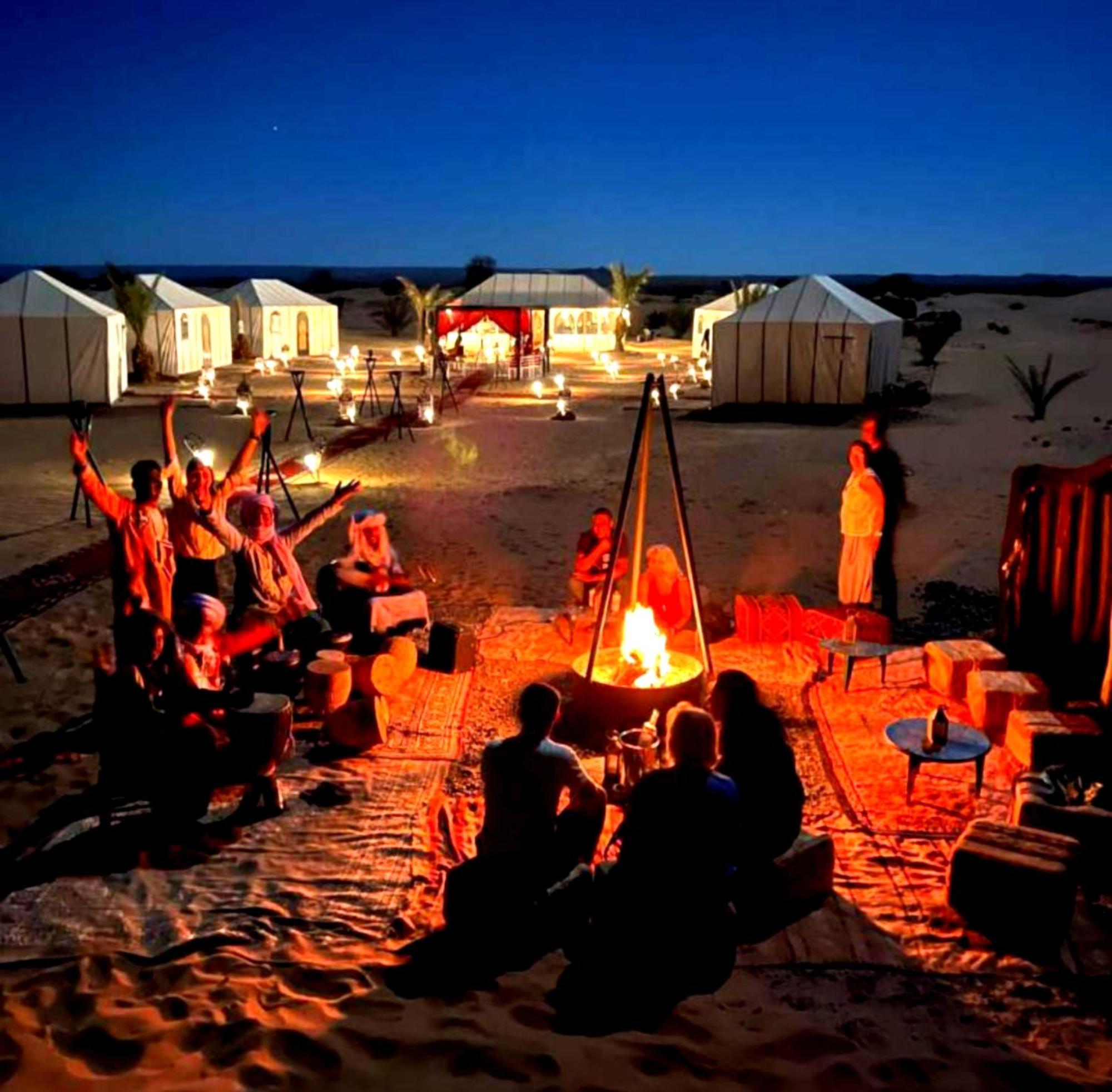 Luxury Bedouin Camp Panzió Merzuga Kültér fotó