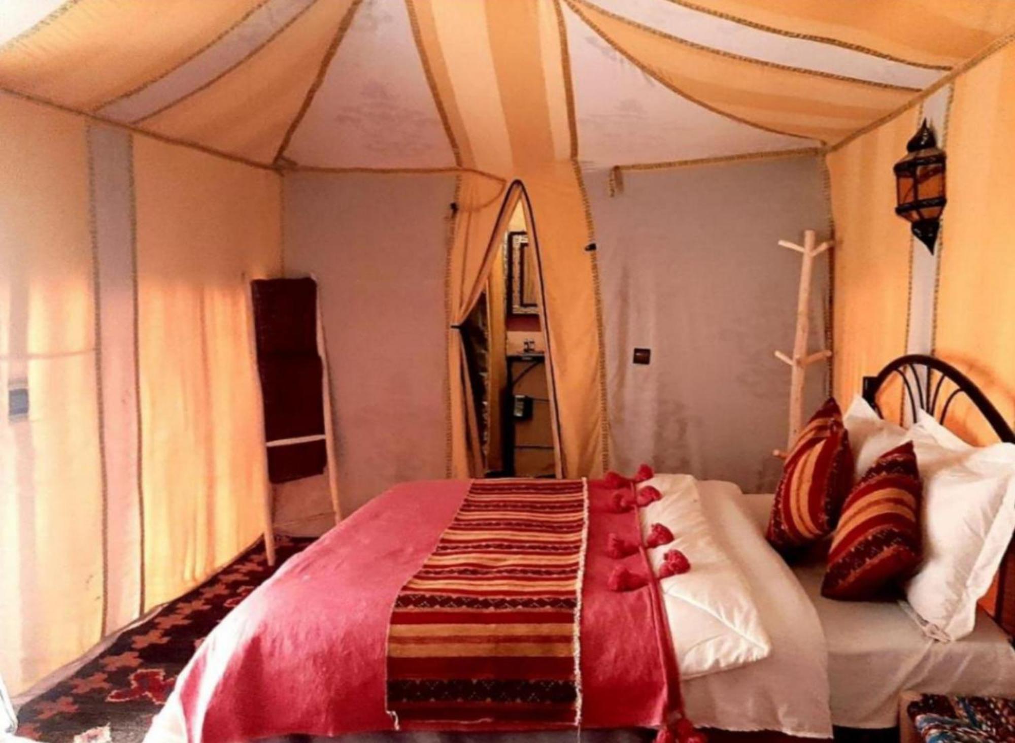 Luxury Bedouin Camp Panzió Merzuga Kültér fotó