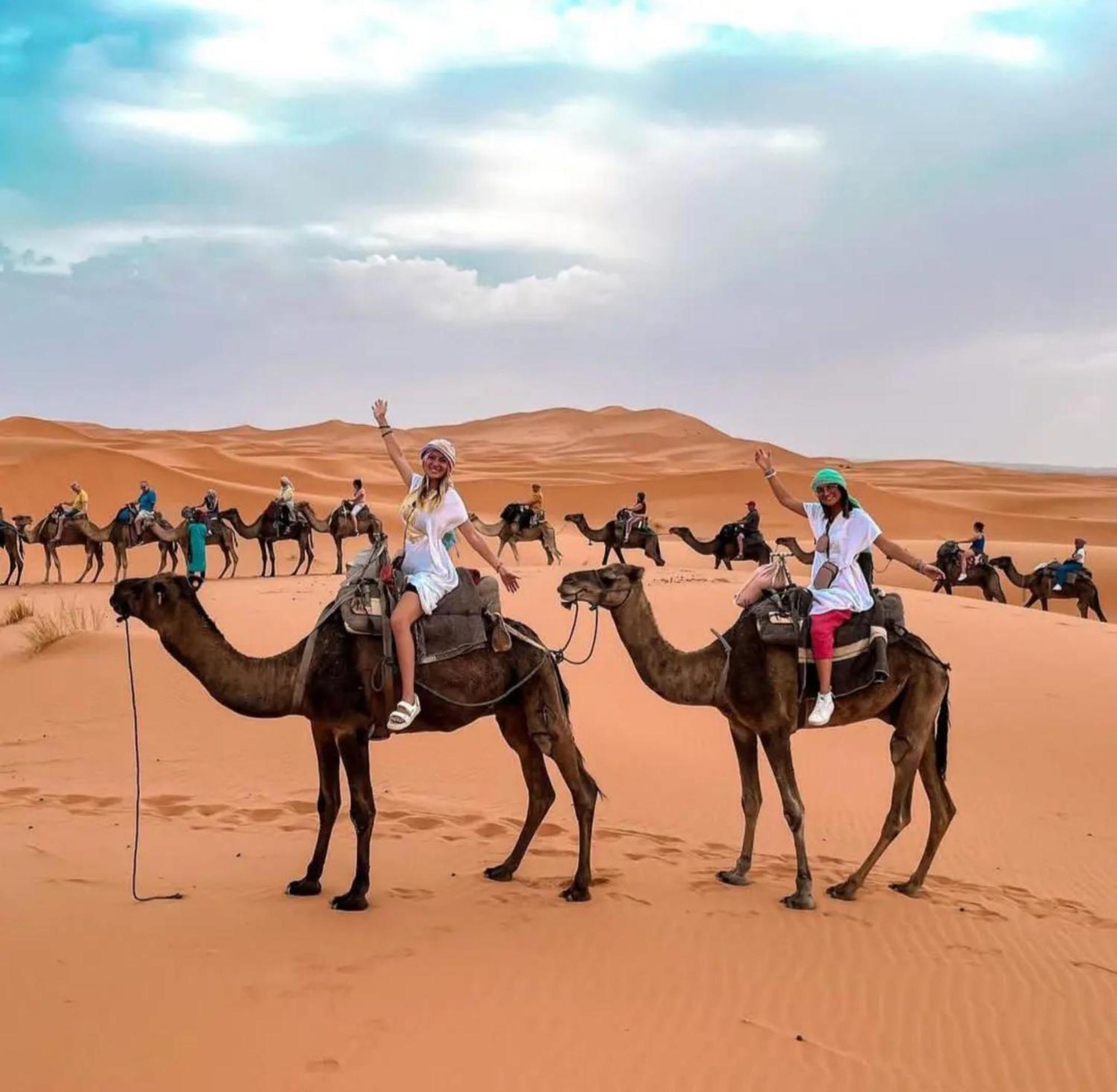 Luxury Bedouin Camp Panzió Merzuga Kültér fotó